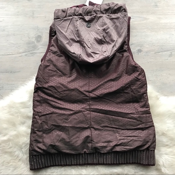 NWT Lululemon Chilly Chill Down Vest - Picture 6 of 6